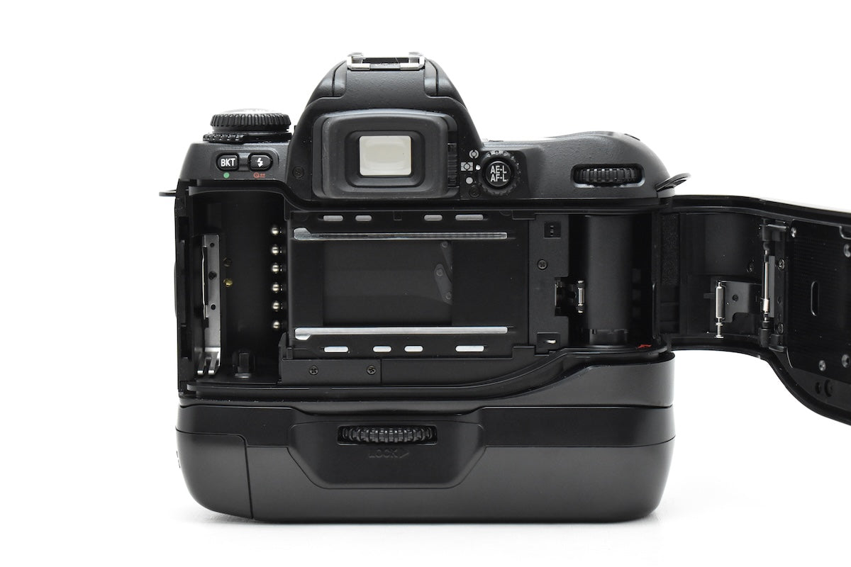 Nikon F80S MB-16 ニコン フィルムカメラ