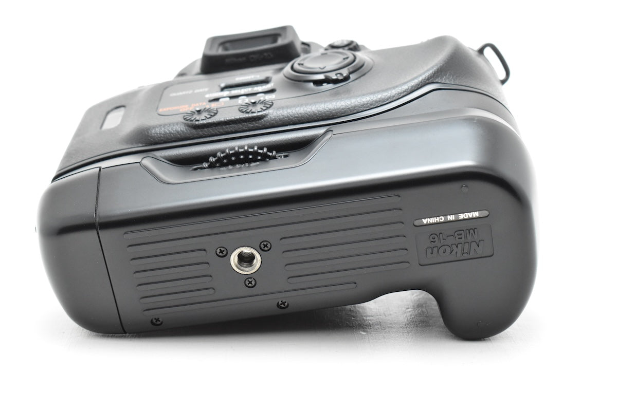 Nikon F80S MB-16 ニコン フィルムカメラ