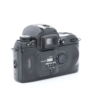 Nikon F80D フィルムカメラ ニコン Fマウント