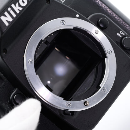 Nikon F80D フィルムカメラ ニコン Fマウント