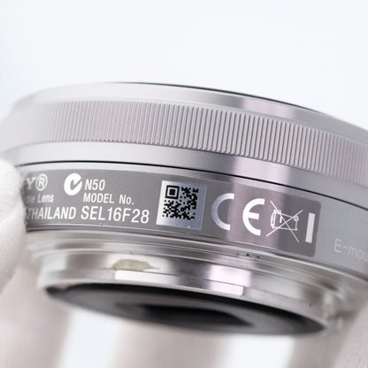 SONY E 16mm F2.8 SEL16F28 レンズ ソニー Eマウント