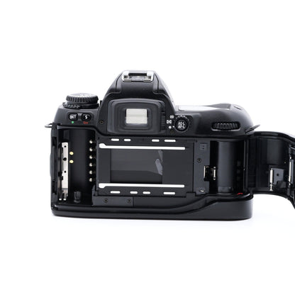 Nikon F80D フィルムカメラ ニコン Fマウント