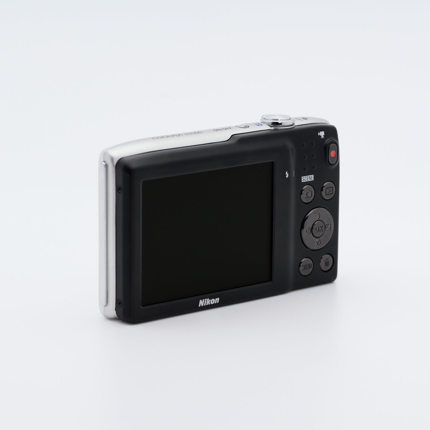 Nikon COOLPIX S3300 クリスタルシルバー コンパクトデジタルカメラ ニコン