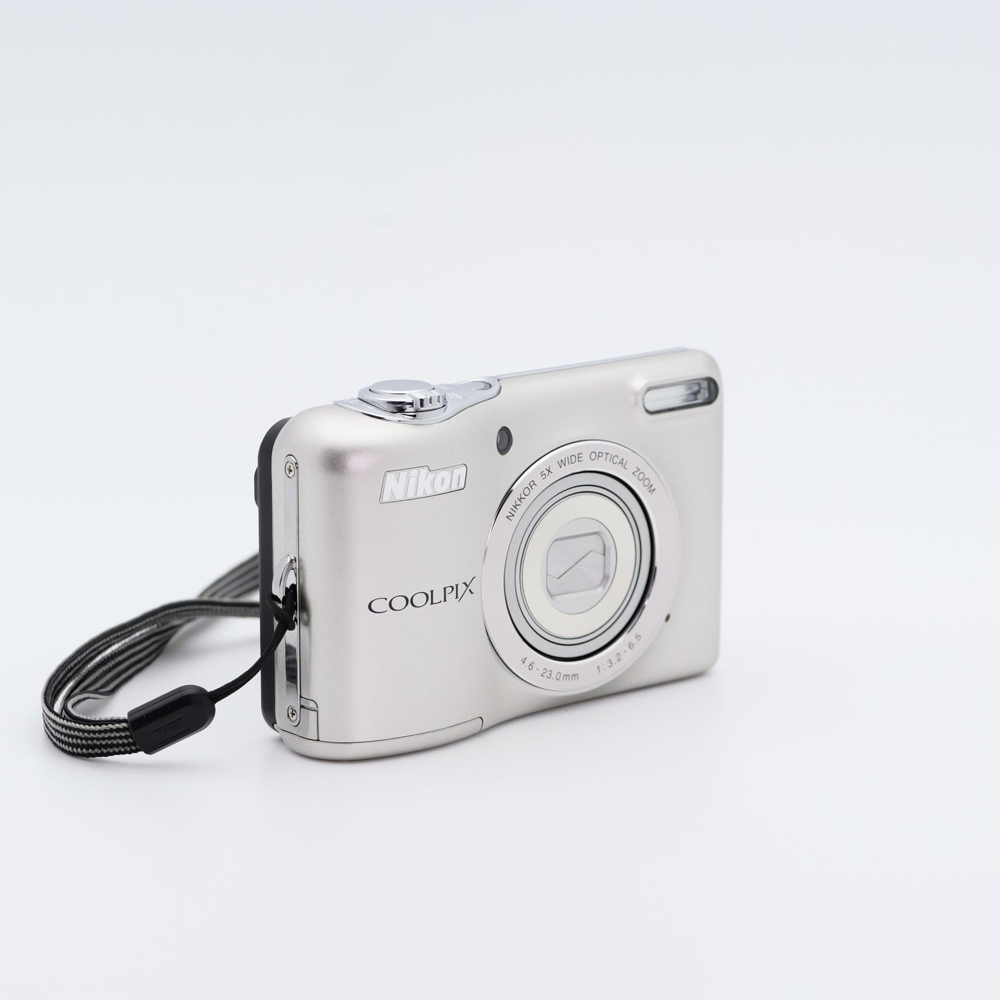 Nikon COOLPIX L30 シルバー コンパクトデジタルカメラ ニコン