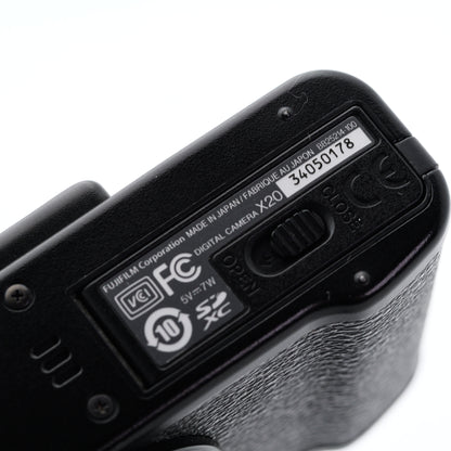 FUJIFILM X20 ブラック コンパクトデジタルカメラ フジフイルム