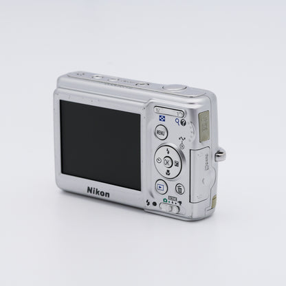 Nikon COOLPIX L12 コンパクトデジタルカメラ ニコン