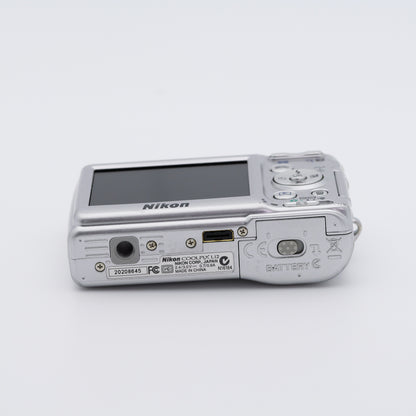 Nikon COOLPIX L12 コンパクトデジタルカメラ ニコン