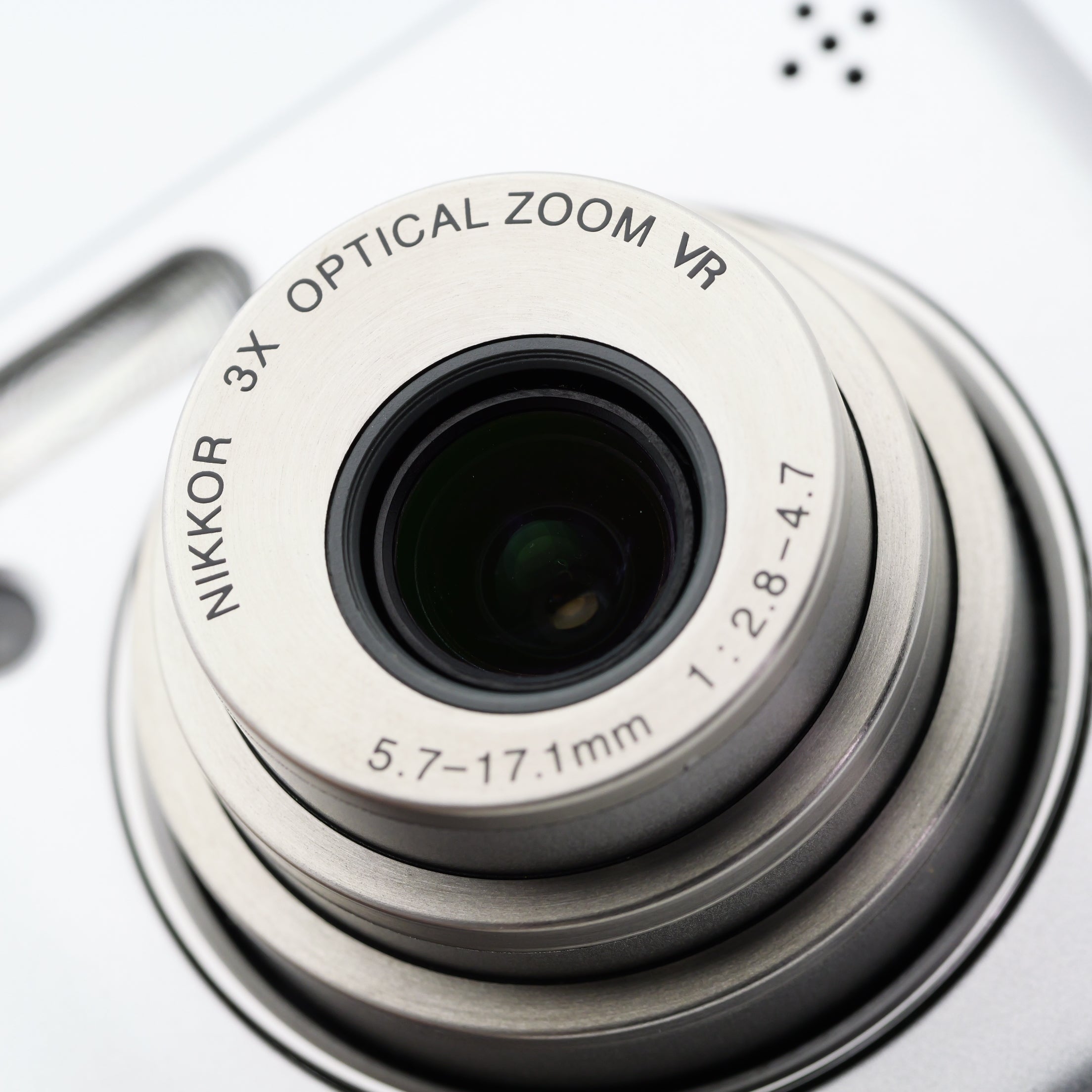 Nikon COOLPIX L12 コンパクトデジタルカメラ ニコン – 東京写真機