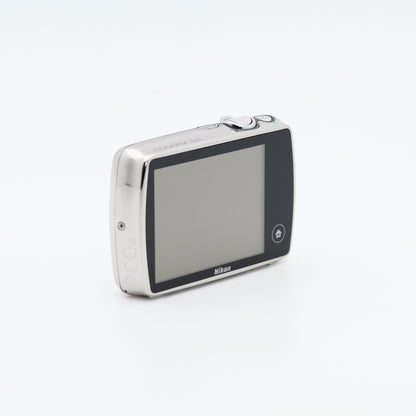 Nikon COOLPIX S01 コンパクトデジタルカメラ ニコン
