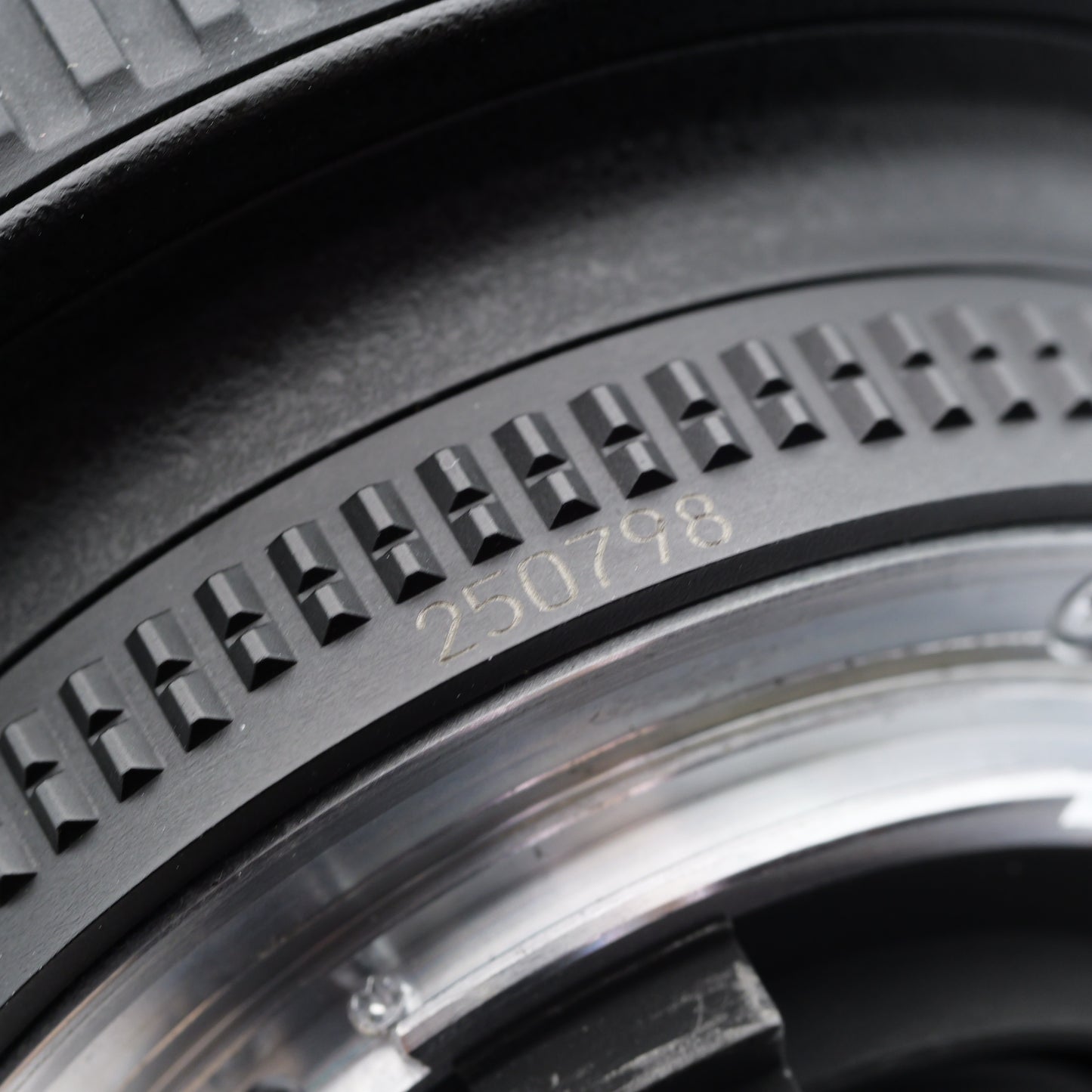 Nikon AF NIKKOR 24-85mm F2.8-4 D レンズ ニコン Fマウント