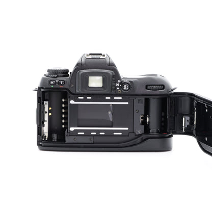 Nikon F80D AF 28-80mm F3.5-5.6 D フィルムカメラ ニコン Fマウント