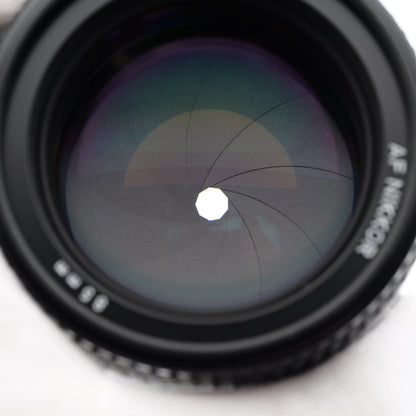 Nikon AF NIKKOR 85mm F1.8 D レンズ ニコン Fマウント