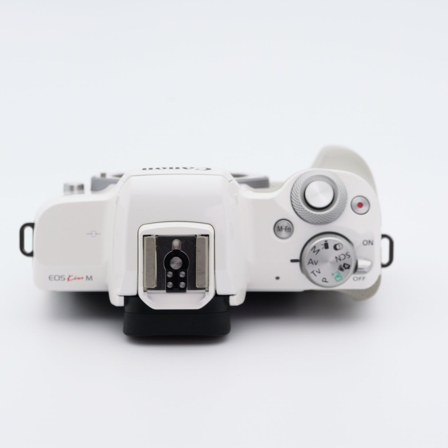 Canon EOS Kiss M ダブルズームキット ホワイト キヤノン EF-Mマウント