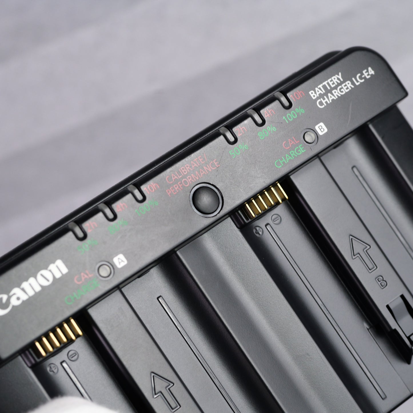 Canon LC-E4 LP-E4/LP-E4N用 充電器 キヤノン