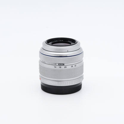 OLYMPUS M.ZUIKO DIGITAL 14-42mm F3.5-5.6 レンズ オリンパス マイクロフォーサーズマウント
