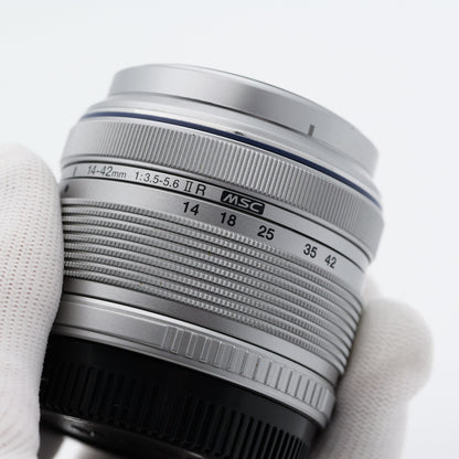 OLYMPUS M.ZUIKO DIGITAL 14-42mm F3.5-5.6 レンズ オリンパス マイクロフォーサーズマウント
