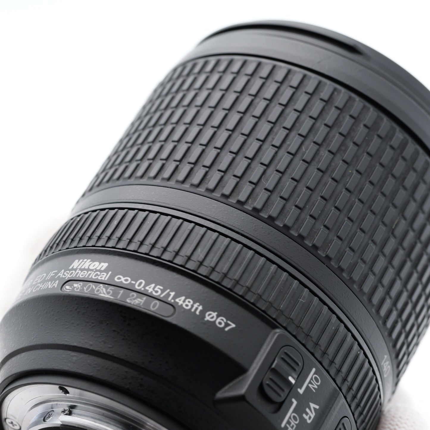 Nikon AF-S DX NIKKOR 18-140mm F3.5-5.6G ED VR レンズ ニコン Fマウント