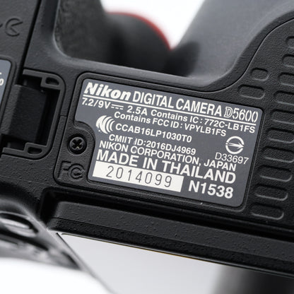 Nikon D5600 デジタル一眼レフ ニコン Fマウント