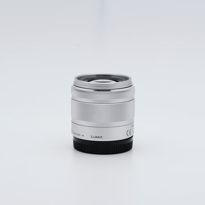 Panasonic 35-100mm F4-5.6 レンズ パナソニック マイクロフォーサーズ