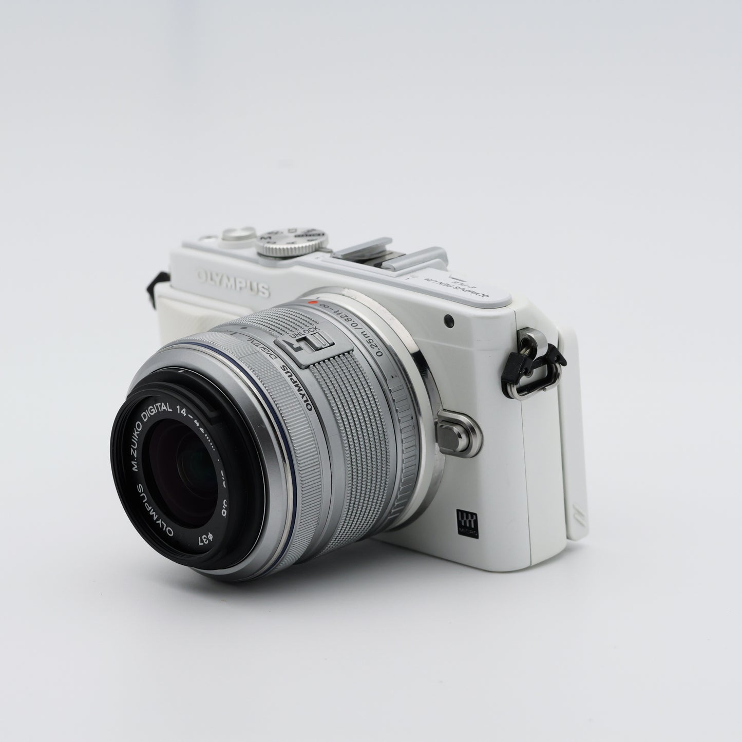 OLYMPUS PEN Lite E-PL6 M.ZUIKO DIGITAL 14-42mm F3.5-5.6 ホワイト ミラーレス一眼 オリンパス マイクロフォーサーズマウント
