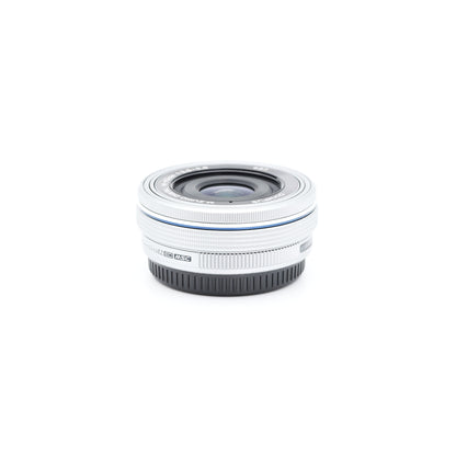 OLYMPUS M.ZUIKO DIGITAL 14-42mm F3.5-5.6 EZ シルバー レンズ オリンパス マイクロフォーサーズマウント
