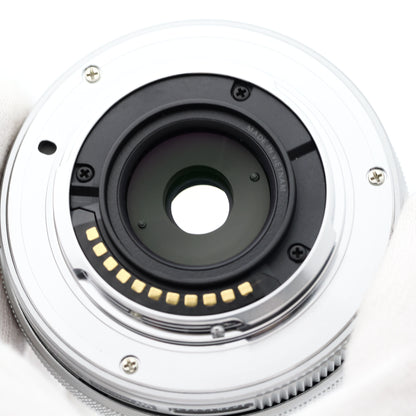 OLYMPUS M.ZUIKO DIGITAL 14-42mm F3.5-5.6 EZ シルバー レンズ オリンパス マイクロフォーサーズマウント