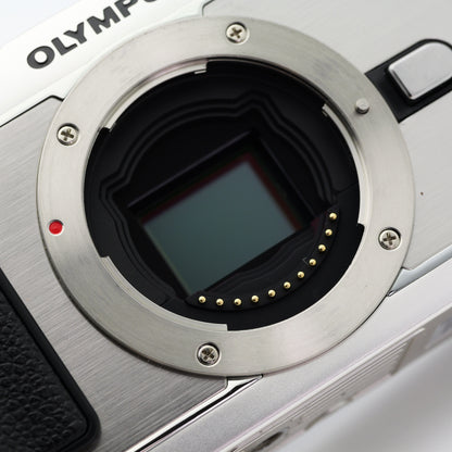 OLYMPUS PEN E-P3 M.ZUIKO DIGITAL 14-42mm F3.5-5.6 ミラーレス一眼 オリンパス マイクロフォーサーズマウント