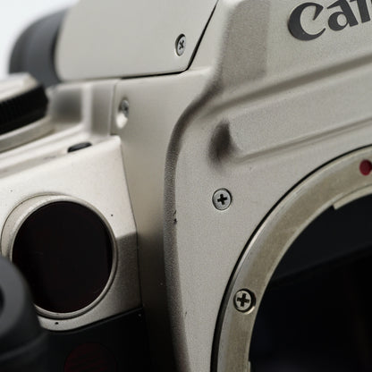 Canon EOS 55 シルバー フィルムカメラ キヤノン EFマウント