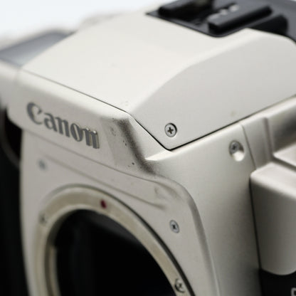 Canon EOS 55 シルバー フィルムカメラ キヤノン EFマウント
