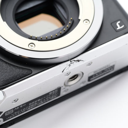 Panasonic DMC-GX7 ミラーレス一眼 パナソニック マイクロフォーサーズ