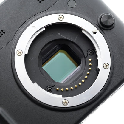 Nikon 1 V1 ミラーレス一眼 ニコン1マウント