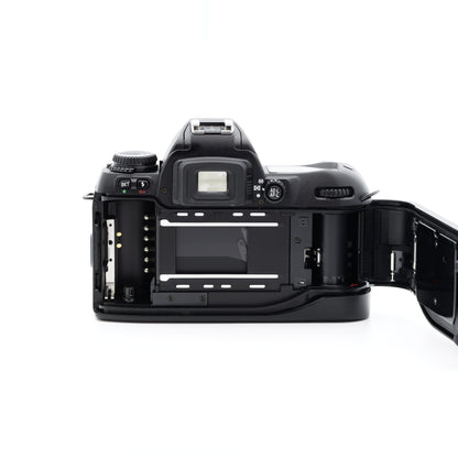 Nikon F80D フィルムカメラ ニコン Fマウント