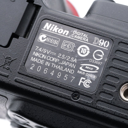 Nikon D90 デジタル一眼レフ ニコン Fマウント