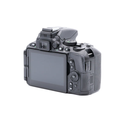Nikon D5500 デジタル一眼レフ ニコン Fマウント
