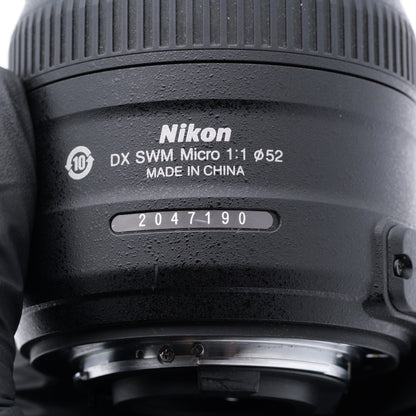 Nikon AF-S DX NIKKOR 40mm F2.8 G Micro レンズ ニコン Fマウント