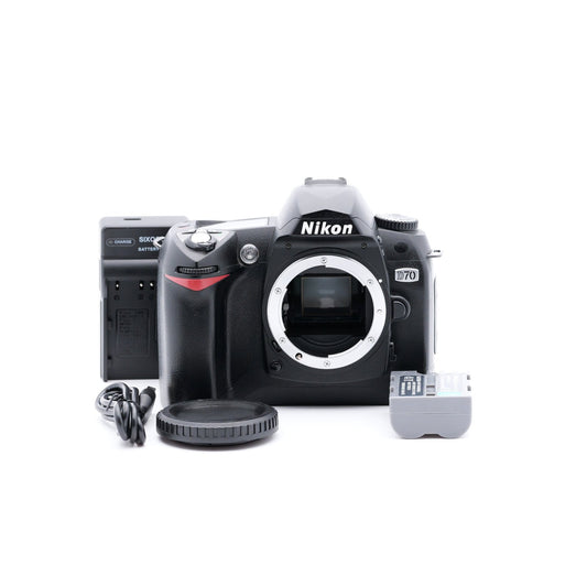 Nikon D70 デジタル一眼レフ ニコン Fマウント