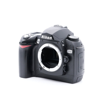 Nikon D70 デジタル一眼レフ ニコン Fマウント