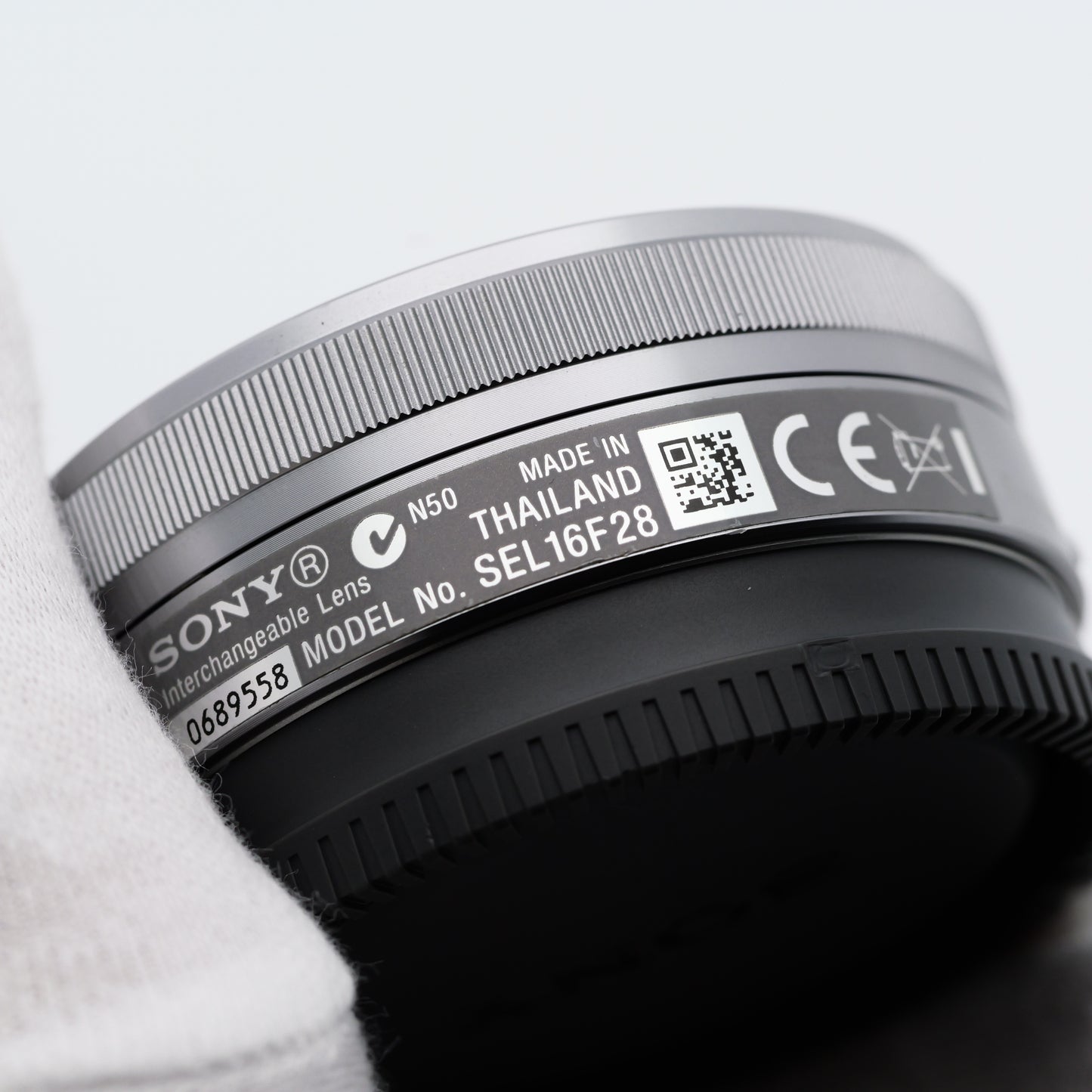 SONY E 16mm F2.8 SEL16F28 レンズ ソニー Eマウント