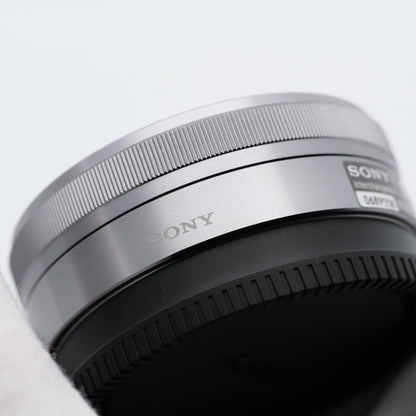 SONY E 16mm F2.8 SEL16F28 レンズ ソニー Eマウント
