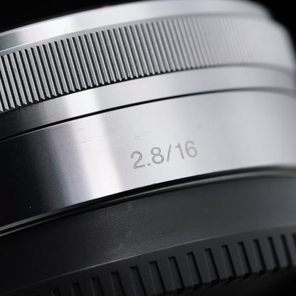 SONY E 16mm F2.8 SEL16F28 レンズ ソニー Eマウント