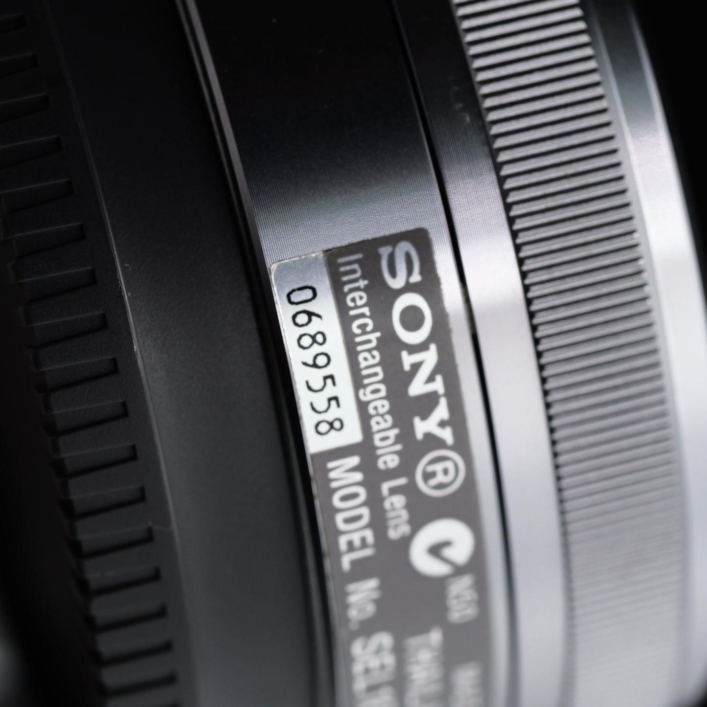SONY E 16mm F2.8 SEL16F28 レンズ ソニー Eマウント