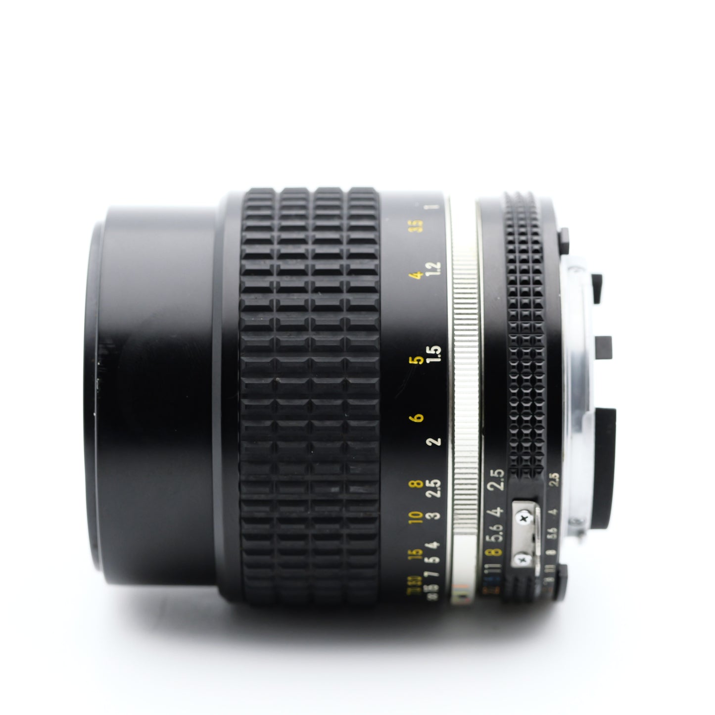 Nikon Ai-S NIKKOR 105mm F2.5 レンズ ニコン Fマウント