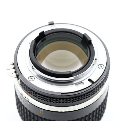 Nikon Ai-S NIKKOR 105mm F2.5 レンズ ニコン Fマウント
