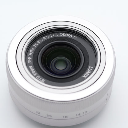 Panasonic LUMIX DMC-GF7 12-32mm F3.5-5.6 ミラーレス一眼 パナソニック マイクロフォーサーズ