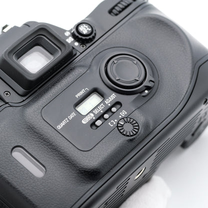 Nikon F80D フィルムカメラ ニコン Fマウント