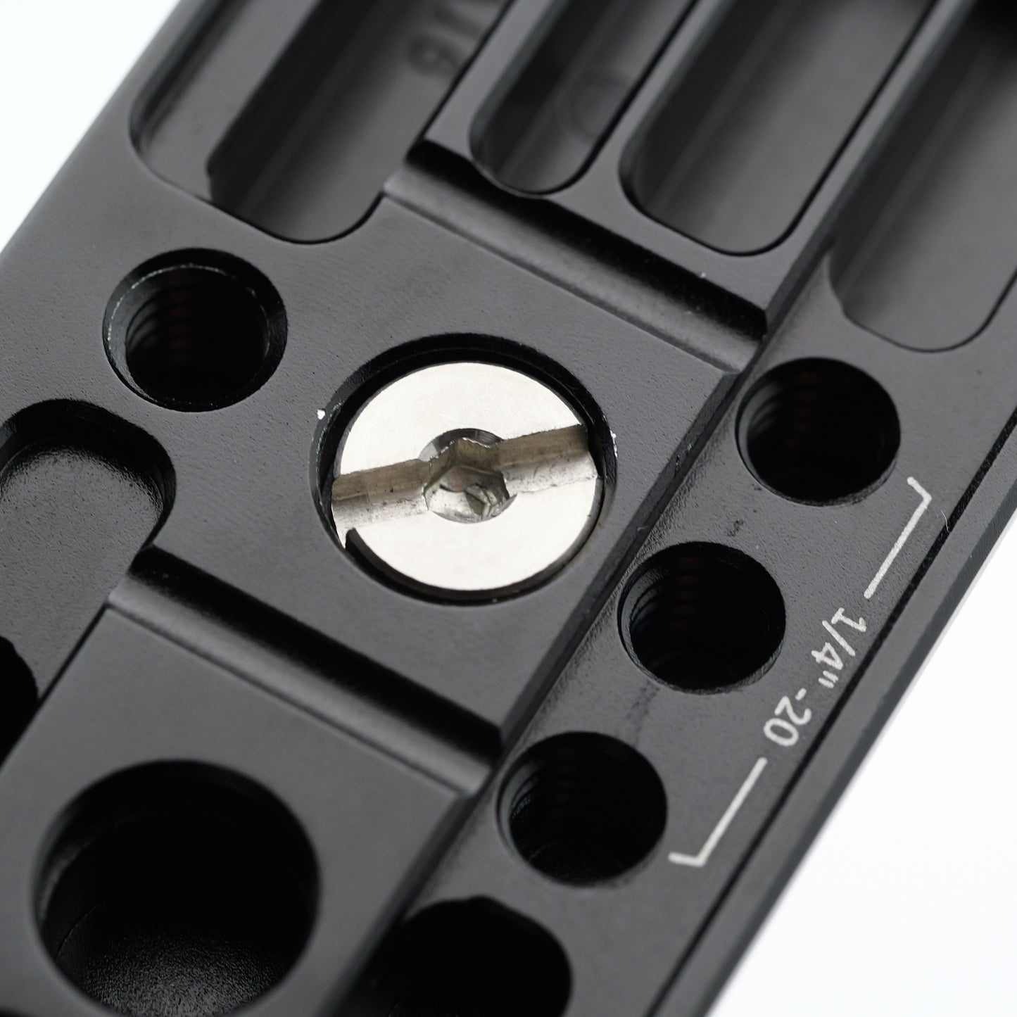 SmallRig 3667C Sony A7 V / A7R V / A7 IV / A7S III / A1 / A7R IV用フルカメラケージ