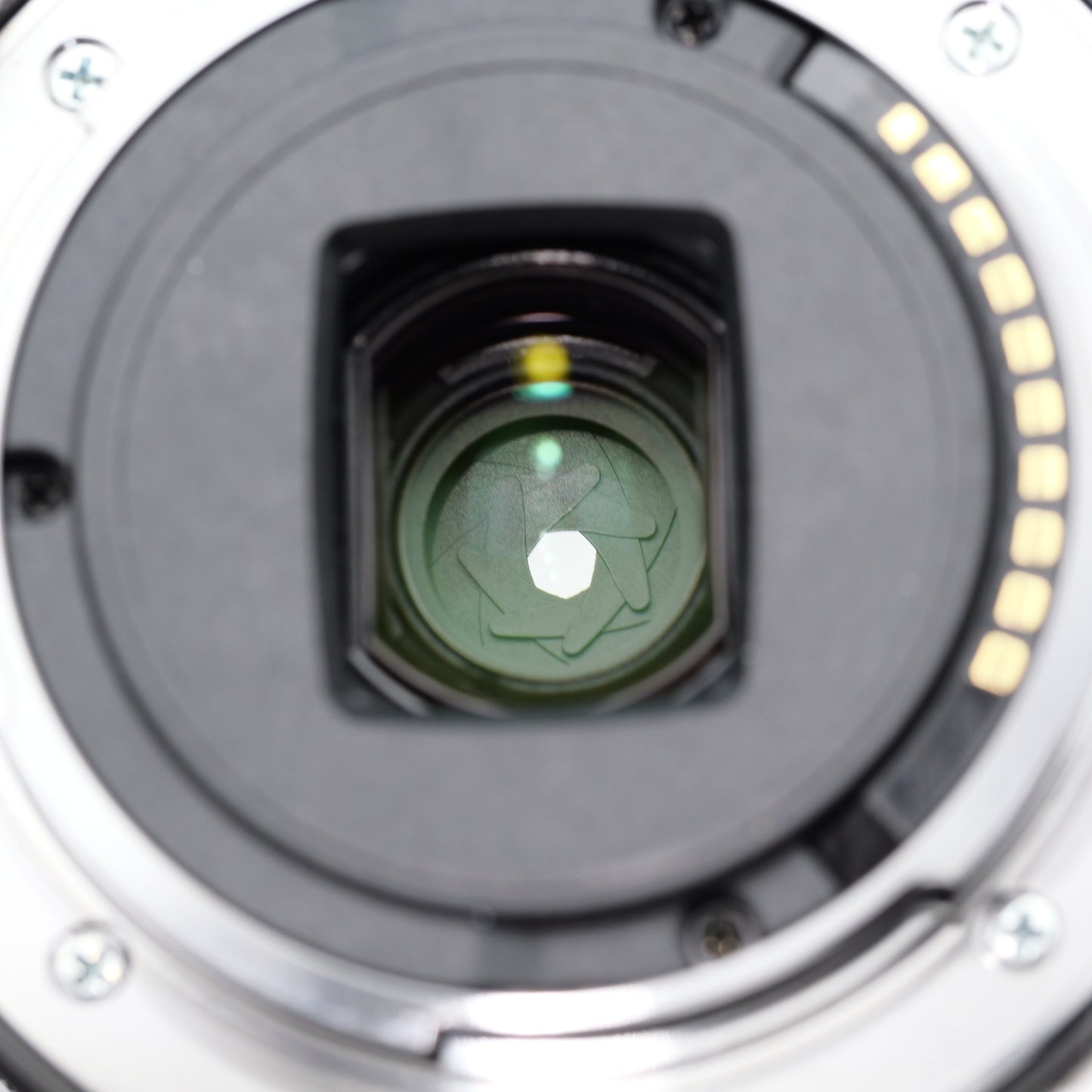 訳有品 SONY E 20mm F2.8 SEL20F28 レンズ ソニー Eマウント