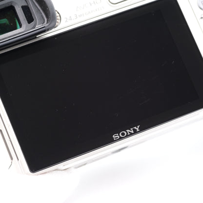 SONY α6000 ILCE-6000 シルバー ミラーレス一眼 ソニー Eマウント