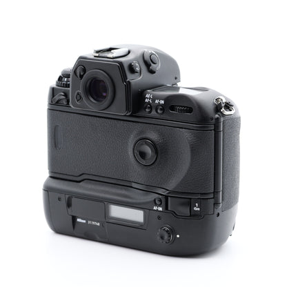 Nikon F5 フィルムカメラ ニコン Fマウント