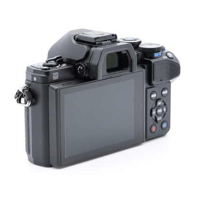 ジャンク OLYMPUS OM-D E-M10 MarkIII ミラーレス一眼レフ オリンパス マイクロフォーサーズマウント
